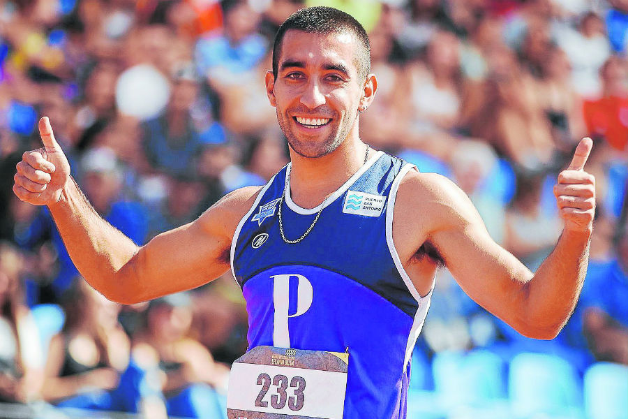 Estudiante universitario récord nacional en 400 metros vallas, Alfredo Sepúlveda, entrega su mirada crítica frente a la institucionalidad del deporte en Chile