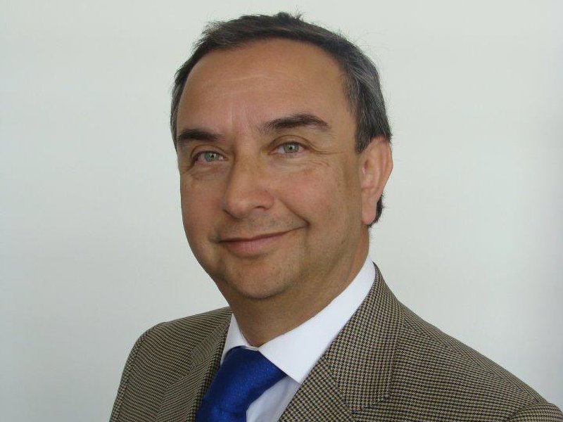 Gonzalo Valdés, rector CFT Estatal Región Metropolitana: 