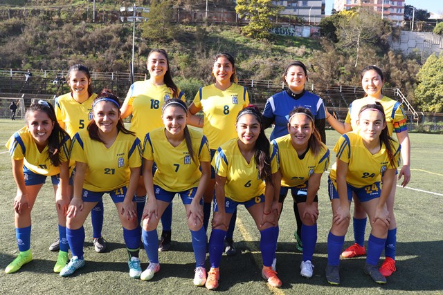 Fútbol mujeres UPLA se ilusiona con clasificar al Fenaude Nacional